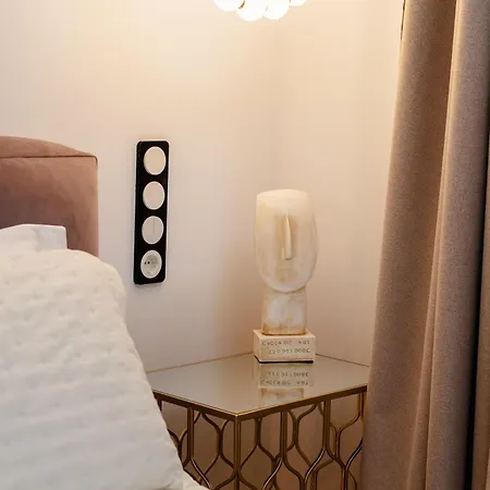 Naxos Elysian Galanado