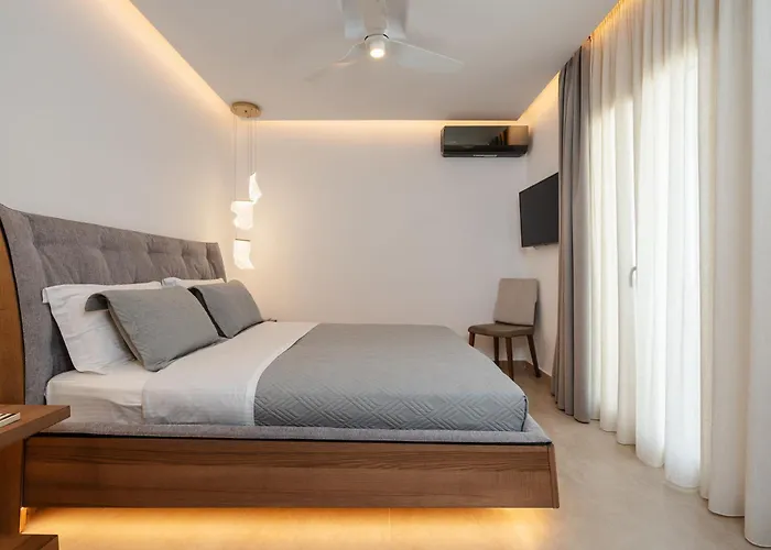 Naxos Elysian Galanado